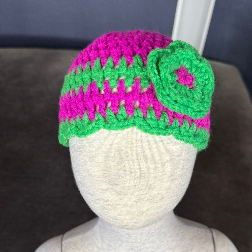 Daisy Baby Girls Hot Pink & Green Skull Hat Beanie 6-12 months NEW